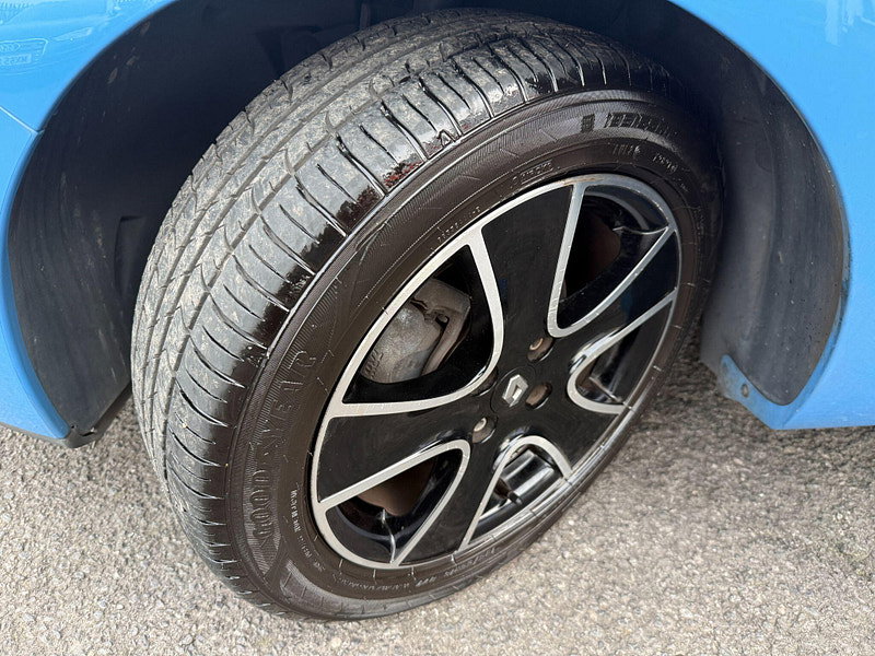 Renault Clio 1.2 TCe Dynamique S Nav EDC Euro 6 (s/s) 5dr 5dr Automatic 2016