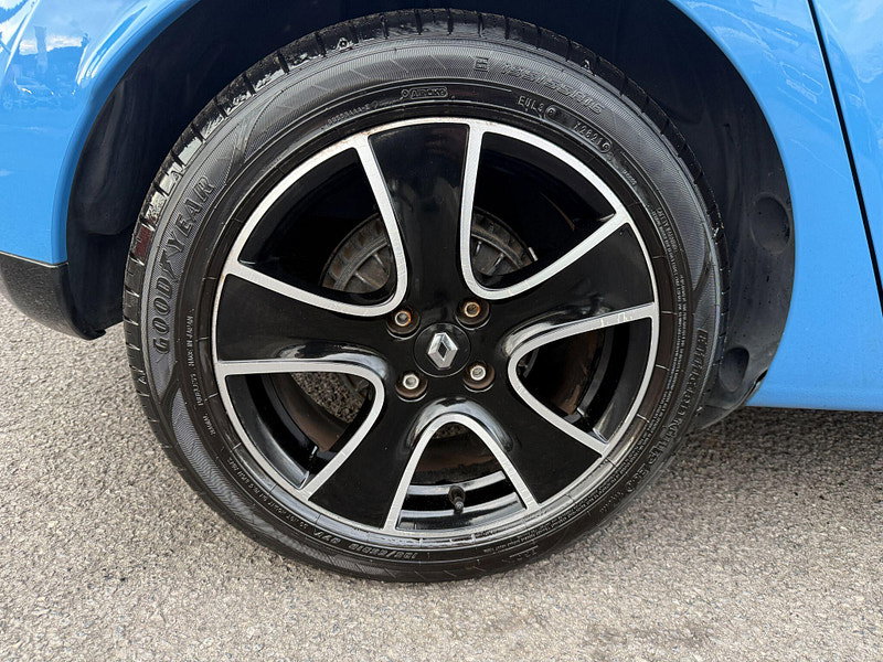 Renault Clio 1.2 TCe Dynamique S Nav EDC Euro 6 (s/s) 5dr 5dr Automatic 2016