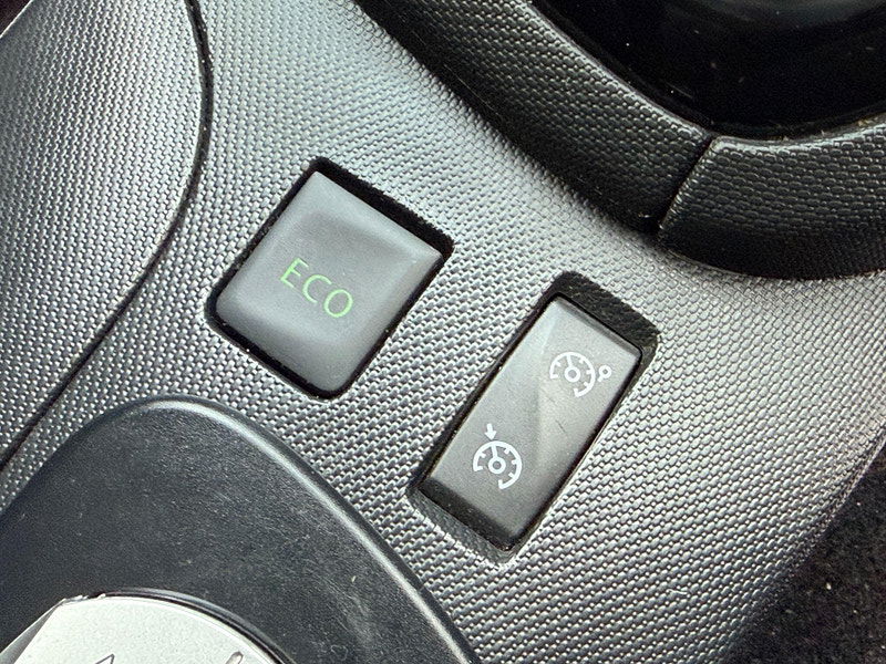 Renault Clio 1.2 TCe Dynamique S Nav EDC Euro 6 (s/s) 5dr 5dr Automatic 2016