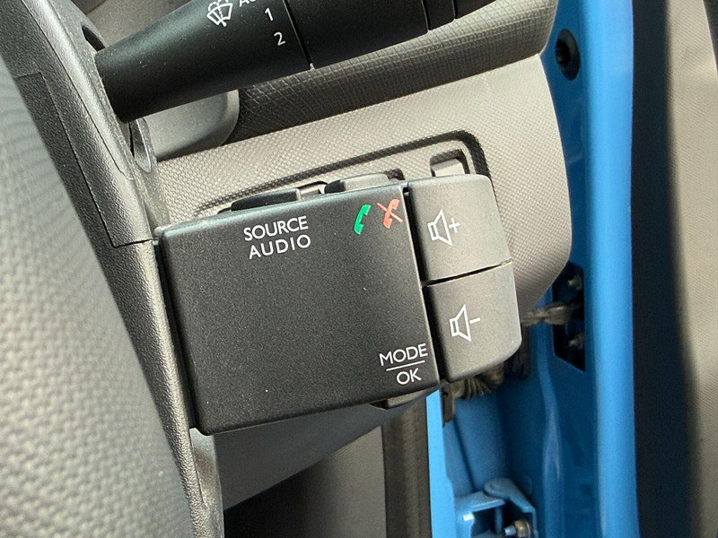 Renault Clio 1.2 TCe Dynamique S Nav EDC Euro 6 (s/s) 5dr 5dr Automatic 2016