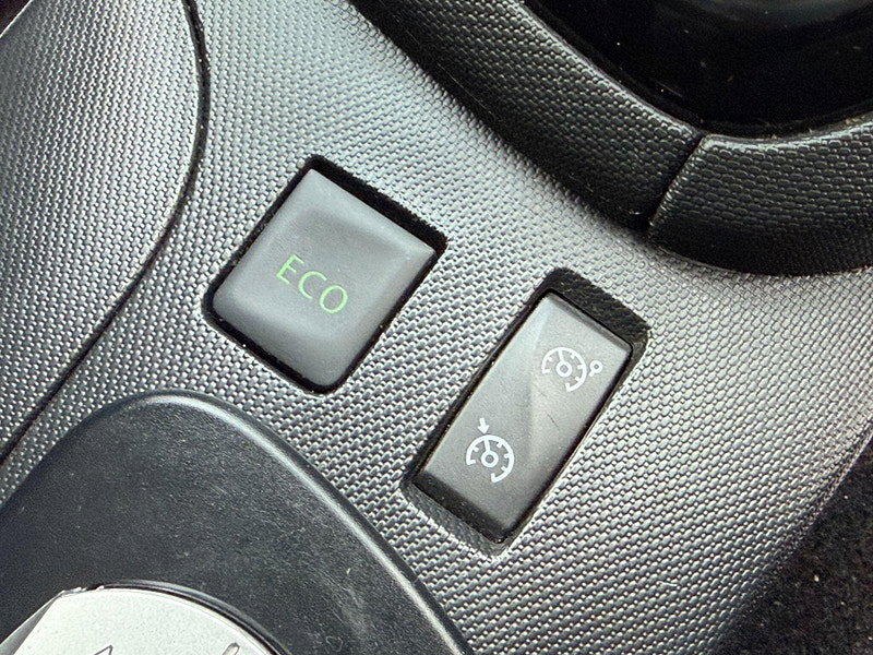 Renault Clio 1.2 TCe Dynamique S Nav EDC Euro 6 (s/s) 5dr 5dr Automatic 2016