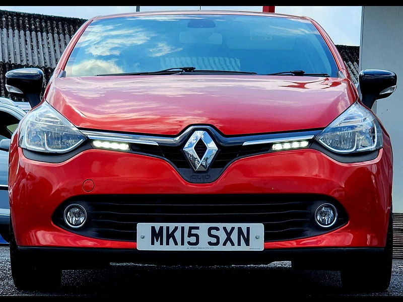 Renault Clio 1.5 dCi Dynamique MediaNav EDC Euro 5 5dr 5dr Automatic 2015