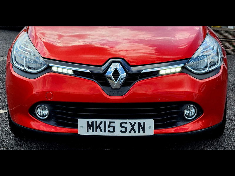 Renault Clio 1.5 dCi Dynamique MediaNav EDC Euro 5 5dr 5dr Automatic 2015