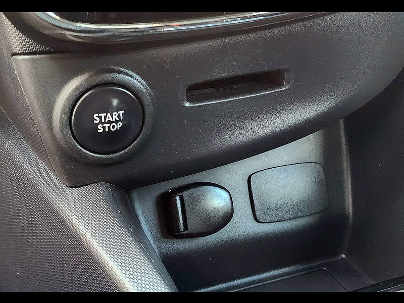 Renault Clio 1.5 dCi Dynamique MediaNav EDC Euro 5 5dr 5dr Automatic 2015