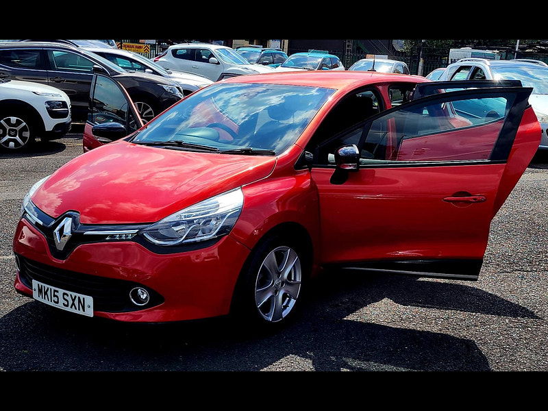 Renault Clio 1.5 dCi Dynamique MediaNav EDC Euro 5 5dr 5dr Automatic 2015