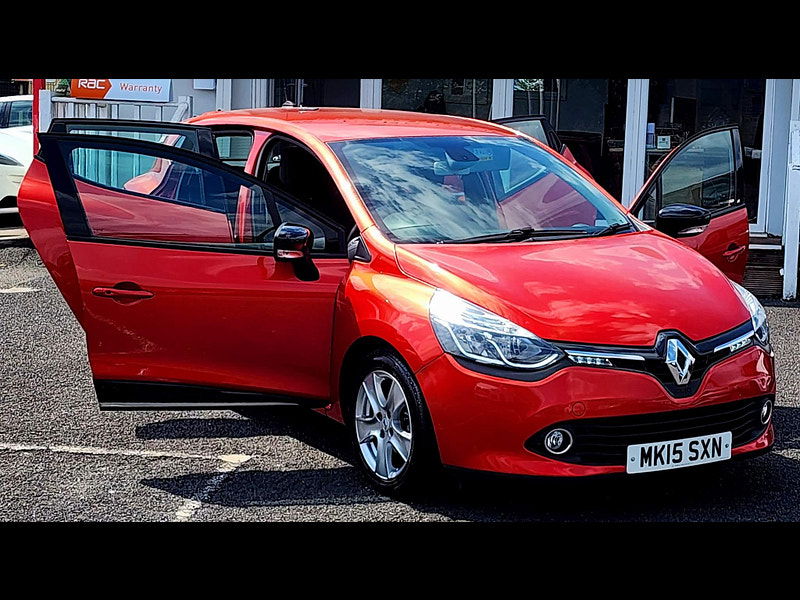Renault Clio 1.5 dCi Dynamique MediaNav EDC Euro 5 5dr 5dr Automatic 2015