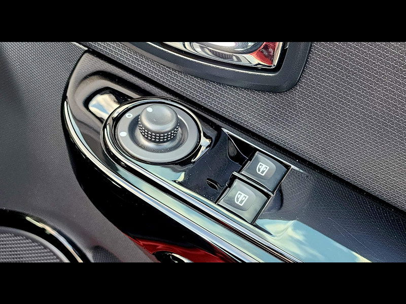 Renault Clio 1.5 dCi Dynamique MediaNav EDC Euro 5 5dr 5dr Automatic 2015