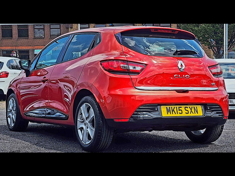 Renault Clio 1.5 dCi Dynamique MediaNav EDC Euro 5 5dr 5dr Automatic 2015