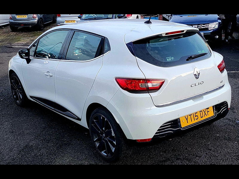 Renault Clio 1.5 dCi Dynamique S MediaNav EDC Euro 5 5dr 5dr Automatic 2015