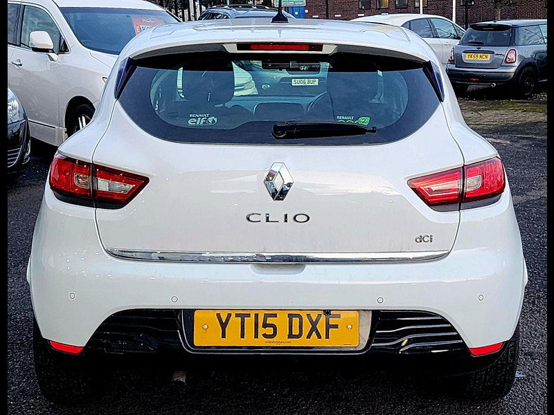 Renault Clio 1.5 dCi Dynamique S MediaNav EDC Euro 5 5dr 5dr Automatic 2015