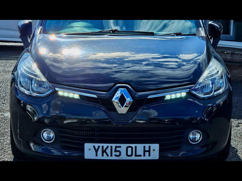 Renault Clio 1.5 dCi Dynamique S MediaNav EDC Euro 5 5dr 5dr Automatic 2015