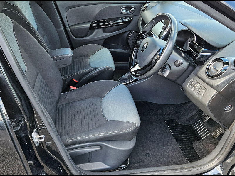 Renault Clio 1.5 dCi Dynamique S MediaNav EDC Euro 5 5dr 5dr Automatic 2015