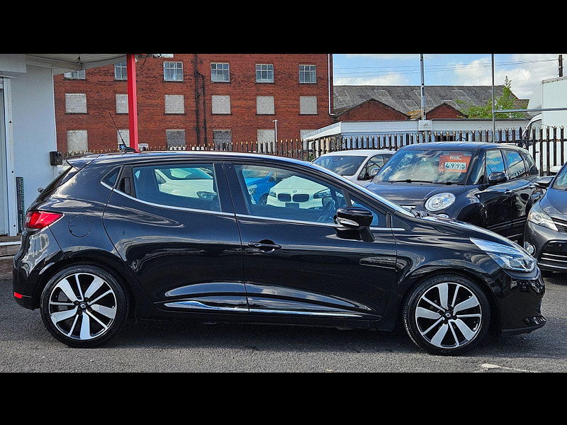 Renault Clio 1.5 dCi Dynamique S MediaNav EDC Euro 5 5dr 5dr Automatic 2015
