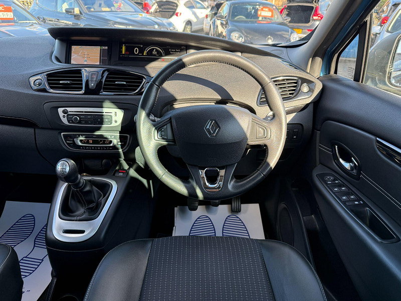 Renault Grand Scenic 1.5 dCi Dynamique Nav Euro 6 (s/s) 5dr 5dr Manual 2015