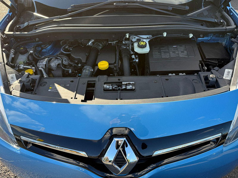 Renault Grand Scenic 1.5 dCi Dynamique Nav Euro 6 (s/s) 5dr 5dr Manual 2015