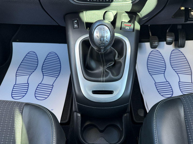 Renault Grand Scenic 1.5 dCi Dynamique Nav Euro 6 (s/s) 5dr 5dr Manual 2015