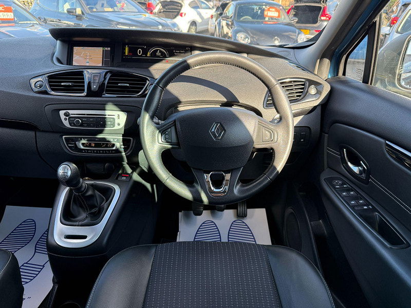 Renault Grand Scenic 1.5 dCi Dynamique Nav Euro 6 (s/s) 5dr 5dr Manual 2015