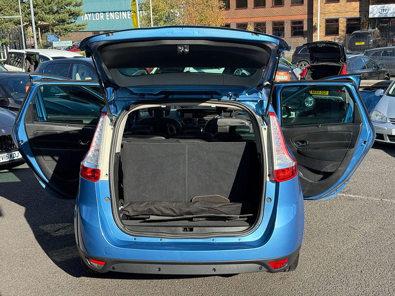 Renault Grand Scenic 1.5 dCi Dynamique Nav Euro 6 (s/s) 5dr 5dr Manual 2015