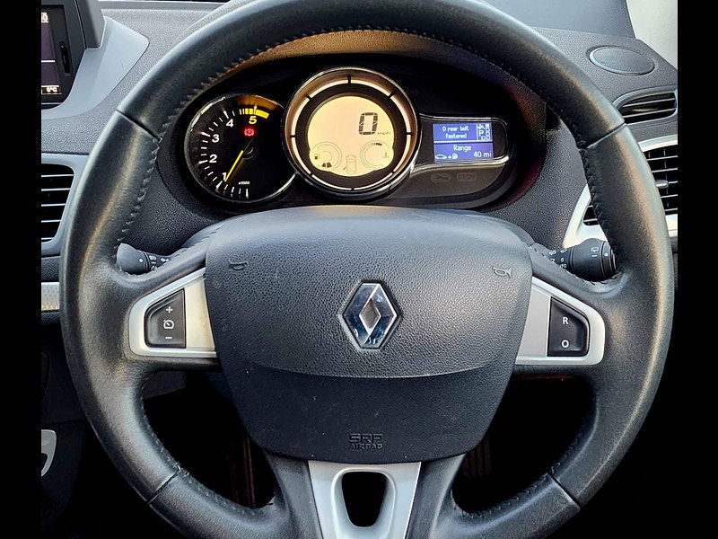 Renault Megane 1.5 dCi Dynamique TomTom EDC Euro 5 5dr 5dr Automatic 2024