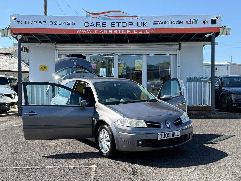 Renault Megane 1.6 VVT Dynamique 3dr 3dr Manual 2009