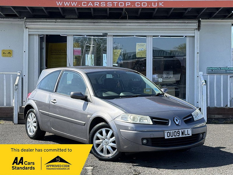 Renault Megane 1.6 VVT Dynamique 3dr 3dr Manual 2009