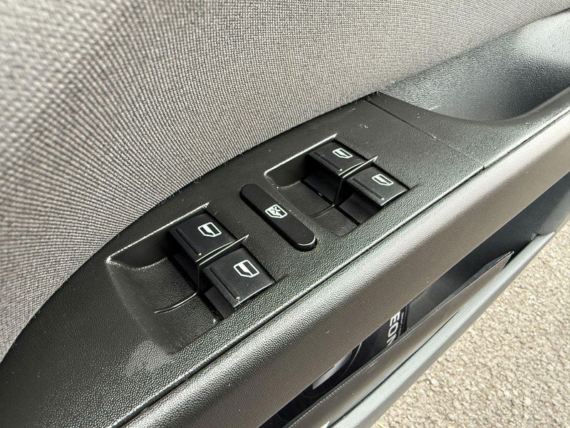 Seat Leon 1.6 8V Stylance Euro 4 5dr 5dr Manual 2008