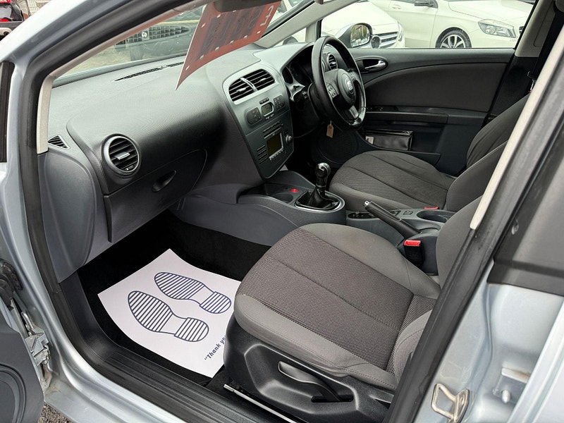 Seat Leon 1.6 8V Stylance Euro 4 5dr 5dr Manual 2008
