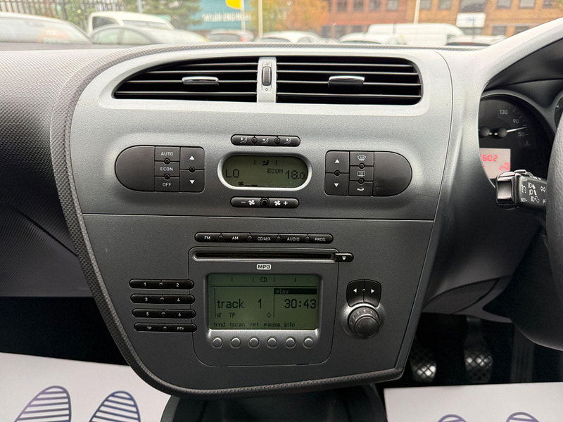 Seat Leon 1.6 8V Stylance Euro 4 5dr 5dr Manual 2008