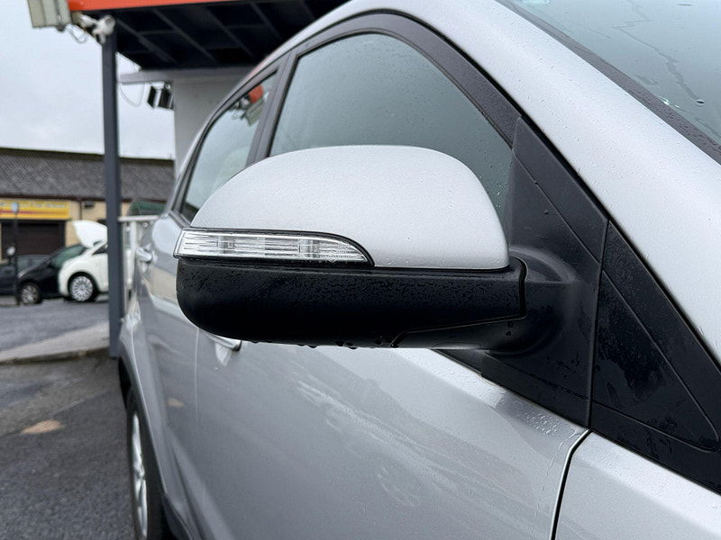 Ssangyong Korando 2.0D SE Euro 5 5dr 5dr Manual 2014