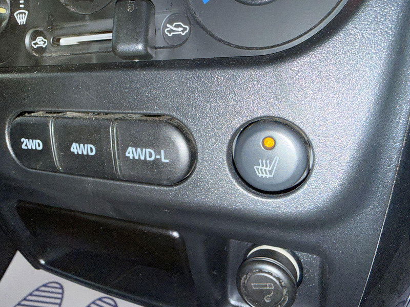 Suzuki Jimny SIERRA X-ADVENTURE XC 4X4 LEATHER 3dr 3dr Manual 2013