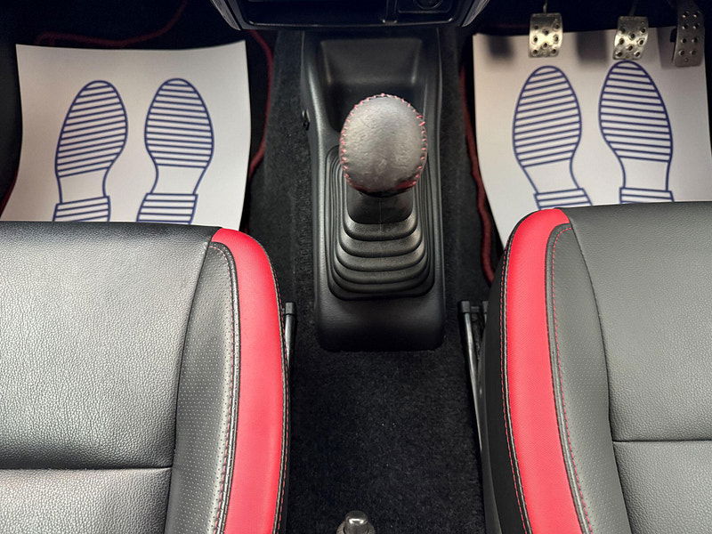 Suzuki Jimny SIERRA X-ADVENTURE XC 4X4 LEATHER 3dr 3dr Manual 2013