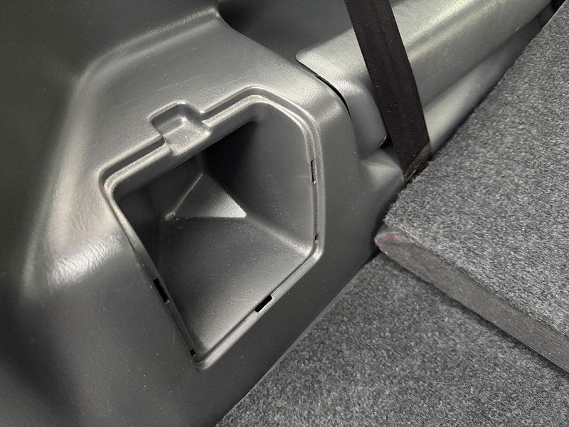 Suzuki Jimny SIERRA X-ADVENTURE XC 4X4 LEATHER 3dr 3dr Manual 2013