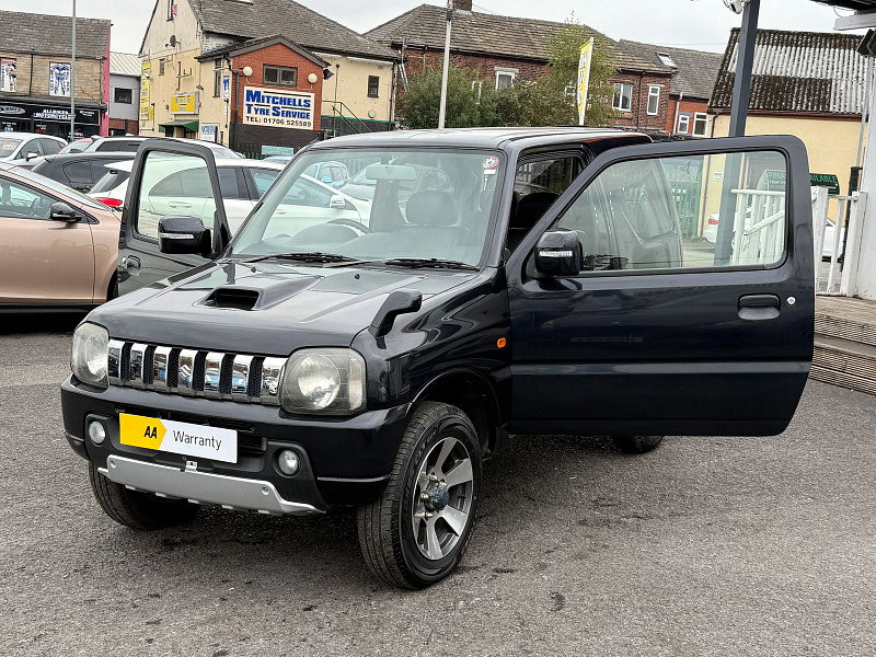 Suzuki Jimny Suzuki Jimny X-ADVENTURE XC 660cc AUTO 4X4 LEATHER 3dr 4WD Euro 6 (85 ps) 3dr Automatic 2010