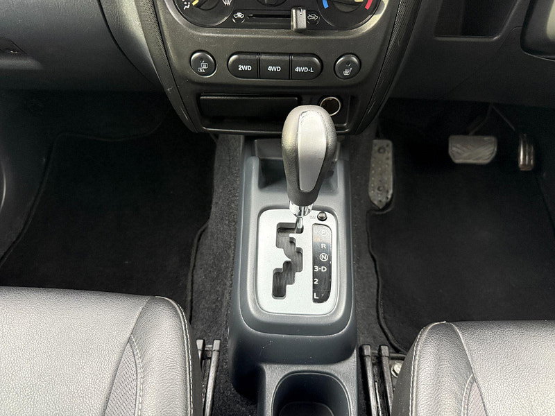 Suzuki Jimny X-ADVENTURE XC 660cc AUTO 4X4 LEATHER 3dr Automatic 2010