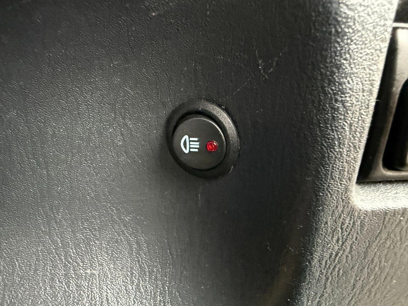 Suzuki Jimny X-ADVENTURE XC 660cc AUTO 4X4 LEATHER 3dr Automatic 2010