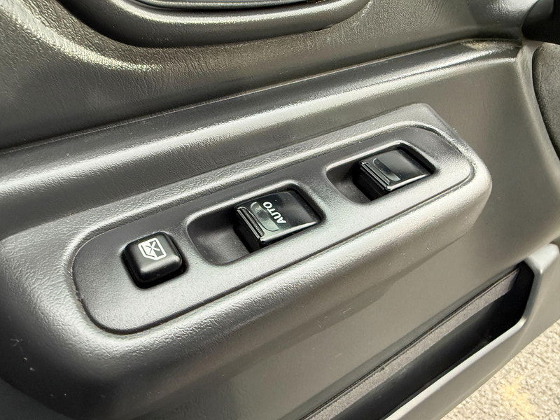 Suzuki Jimny X-ADVENTURE XC 660cc AUTO 4X4 LEATHER 3dr Automatic 2010