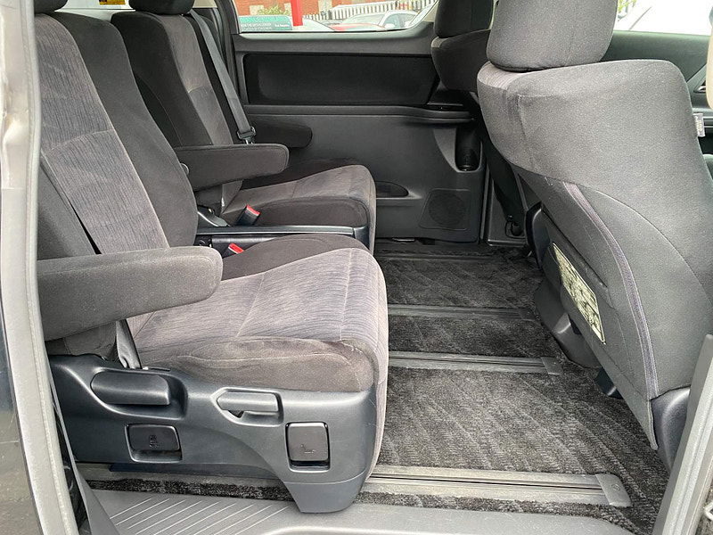 Toyota Alphard  5dr Automatic 2023