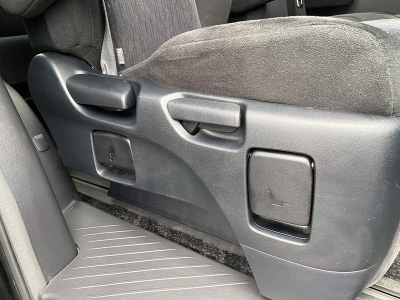 Toyota Alphard  5dr Automatic 2023