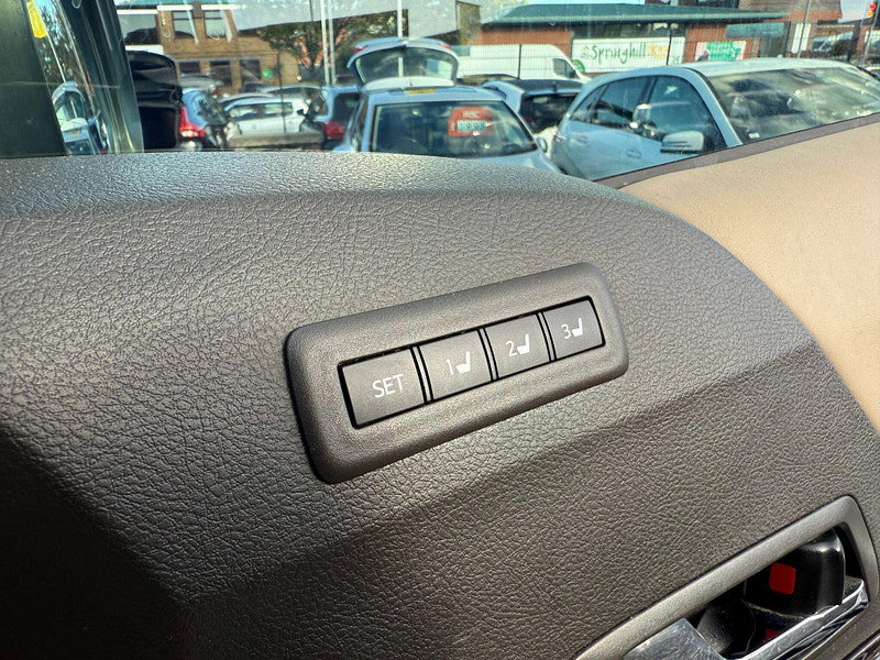 Toyota Alphard HYBRID 2.4L AUTO CRUISE 7 SEATS 5dr Automatic 2012