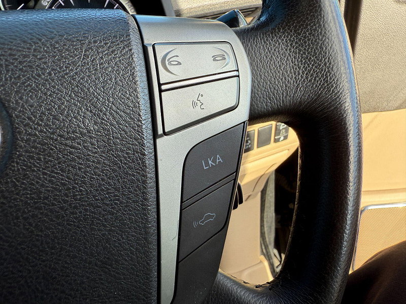 Toyota Alphard HYBRID 2.4L AUTO CRUISE 7 SEATS 5dr Automatic 2012