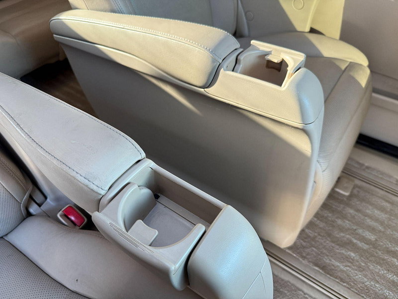 Toyota Alphard HYBRID 2.4L AUTO CRUISE 7 SEATS 5dr Automatic 2012