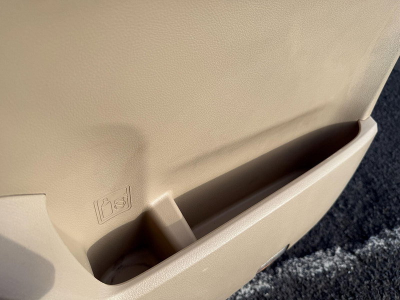 Toyota Alphard HYBRID 2.4L AUTO CRUISE 7 SEATS 5dr Automatic 2012