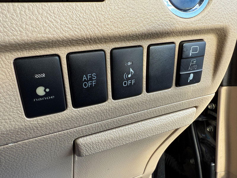 Toyota Alphard HYBRID 2.4L AUTO CRUISE 7 SEATS 5dr Automatic 2012