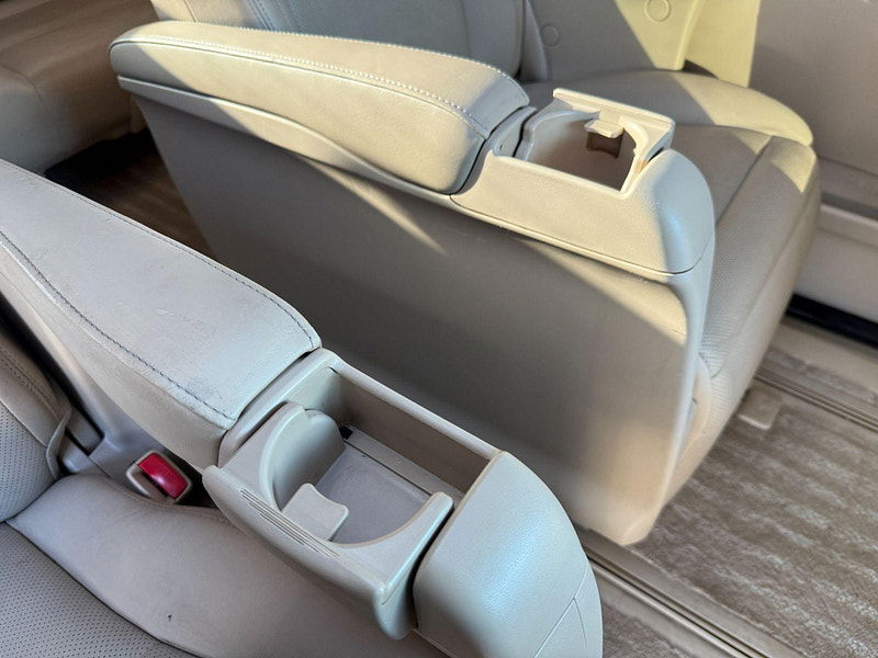 Toyota Alphard HYBRID 2.4L AUTO CRUISE 7 SEATS 5dr Automatic 2012