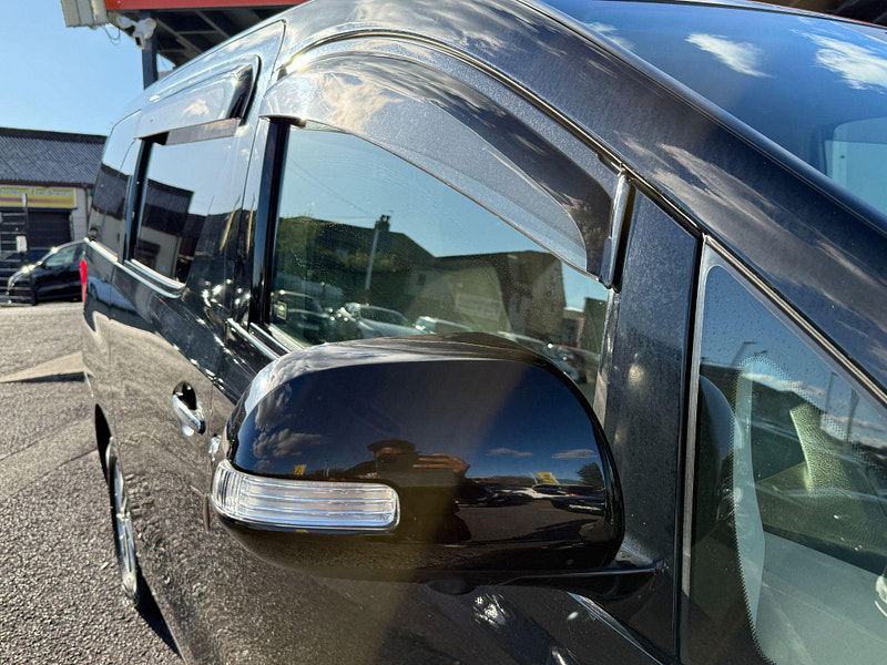 Toyota Alphard HYBRID 2.4L AUTO CRUISE 7 SEATS 5dr Automatic 2012