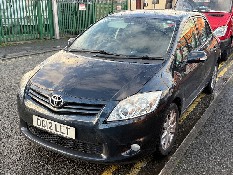 Toyota Auris 1.33 Dual VVT-i TR Euro 4 (s/s) 5dr 5dr Manual 2012