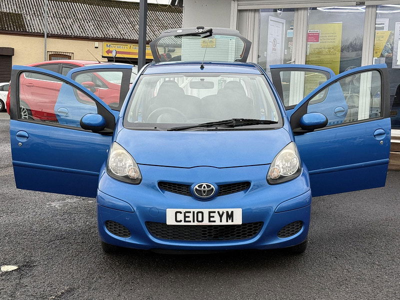 Toyota Aygo 1.0 VVT-i Blue MultiMode Euro 4 5dr 5dr Automatic 2010