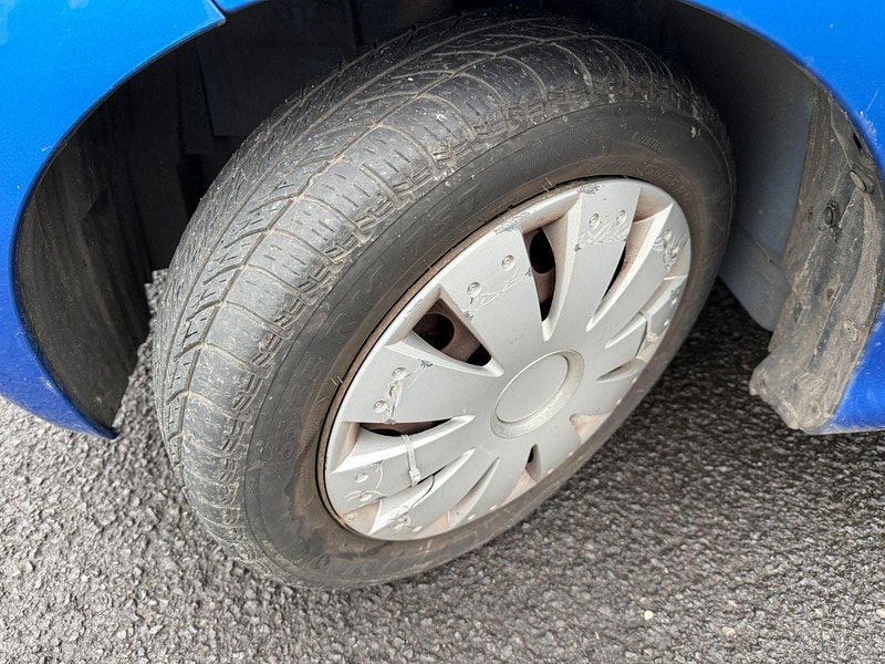 Toyota Aygo 1.0 VVT-i Blue MultiMode Euro 4 5dr 5dr Automatic 2010