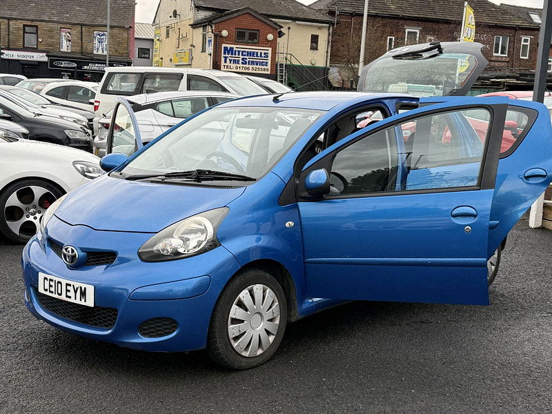Toyota Aygo 1.0 VVT-i Blue MultiMode Euro 4 5dr 5dr Automatic 2010