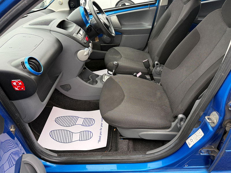 Toyota Aygo 1.0 VVT-i Blue MultiMode Euro 4 5dr 5dr Automatic 2010
